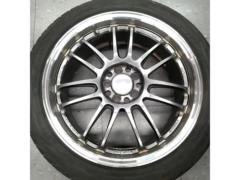 RAYS
VOLK
RACING
RE30