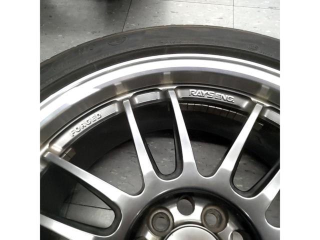RAYS
VOLK
RACING
RE30