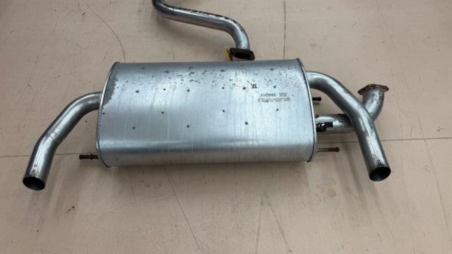 Toyota
86 / ZN6
Previous term genuine muffler