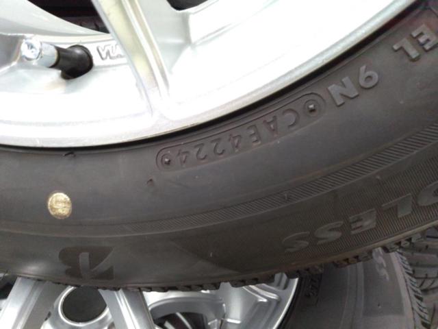 BEST ZEPHYR スポークホイール + BRIDGESTONE BLIZZAK VRX2