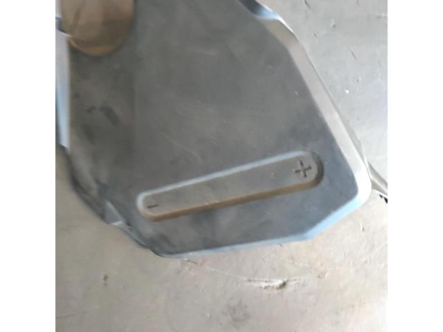 Subaru genuine
Battery cover
46112AG020