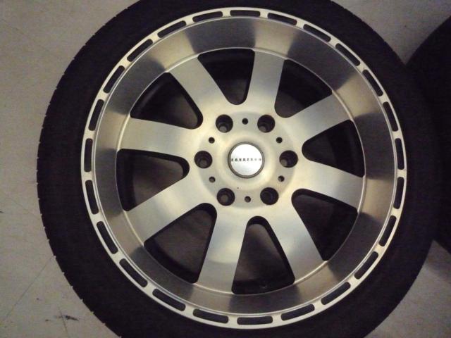 REVERSON
JAPAN
DR8
Deep rim wheel