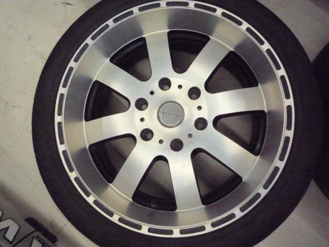 REVERSON
JAPAN
DR8
Deep rim wheel
