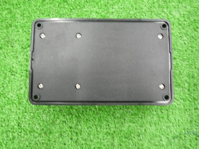 Unknown Manufacturer
Fuse block
Holder