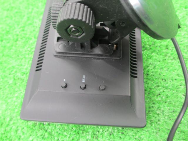 Unknown Manufacturer
Chinese-made backup camera monitor
