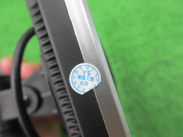 Unknown Manufacturer
Chinese-made backup camera monitor
