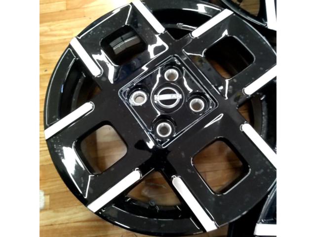 Genuine Nissan parts
Lukes
Highway Star Genuine Wheel