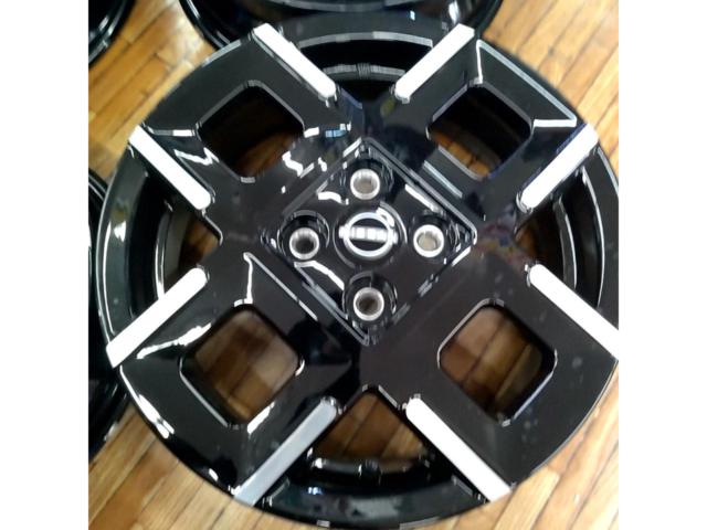 Genuine Nissan parts
Lukes
Highway Star Genuine Wheel