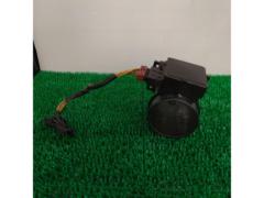 Nissan
Z32 genuine air flow sensor