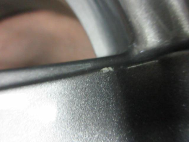 Unknown Manufacturer
5-spoke wheel
(Z10086)