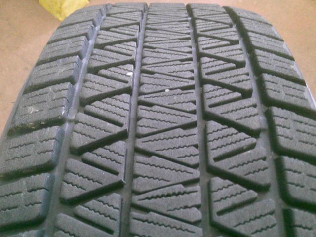 ※平座ナット専用 HOT STUFF Exceeder+BRIDGESTONE BLIZZAK DM-V3 (Z10056)