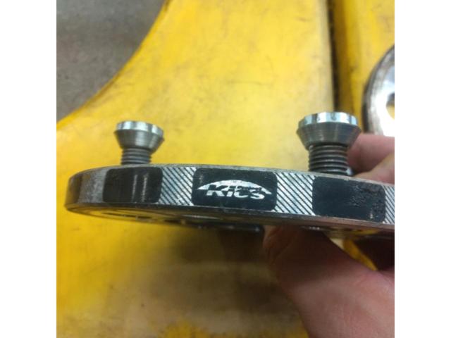 kics
Wide tread with spacer hub ring
11mm