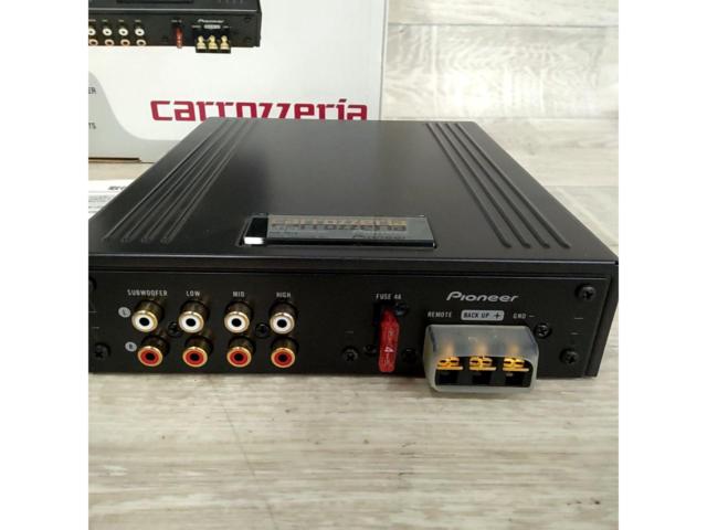 carrozzeria DEQ-P01Ⅱ デジタルプロセッシングユニット
