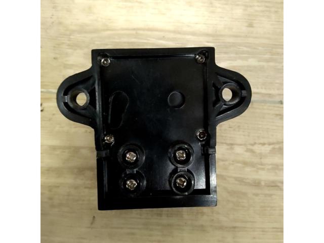 Rockford Fosgate 140A サーキットブレーカー