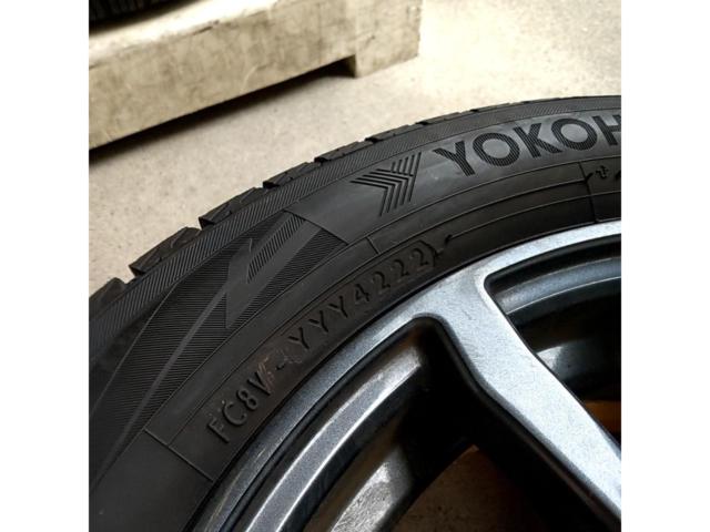 AUTOBACS
LEBEN
10-spoke wheel
+
YOKOHAMA
iceGUARD
iG70
