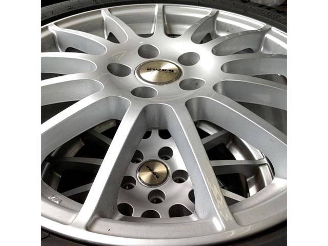 IRVINE
13-spoke wheels
+
MICHELIN
X-ICE
SNOW