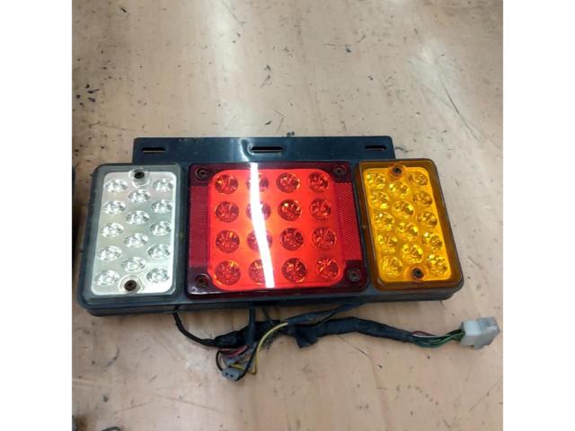 SHILIDUO
LED tail lens