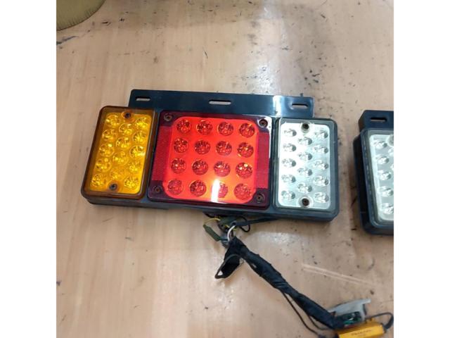 SHILIDUO
LED tail lens