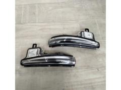Toyota
30 series
Alphard Vellfire
Genuine door mirror winker