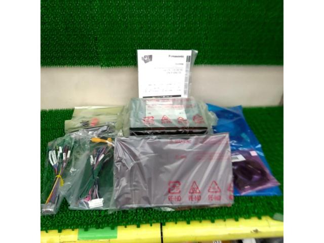 ☆未使用/有機ELフラッグシップモデル/☆ Panasonic(パナソニック) CN-F1X10C1DA Strada フルセグ内蔵10インチフローディングナビ