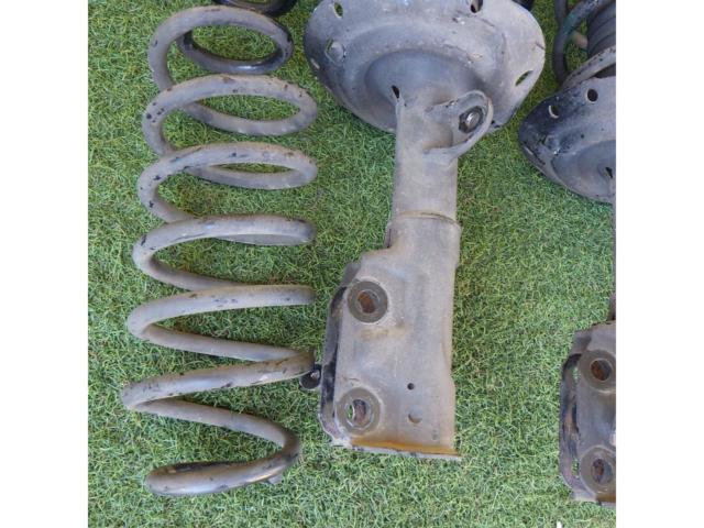 Honda original (HONDA)
Insight / ZE2
Genuine suspension kit
