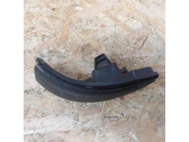Dazz Fellows
Door mirror turn signal
Sequential type
Right and left
