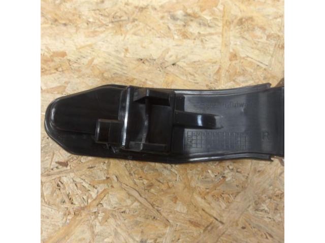 Dazz Fellows
Door mirror turn signal
Sequential type
Right and left