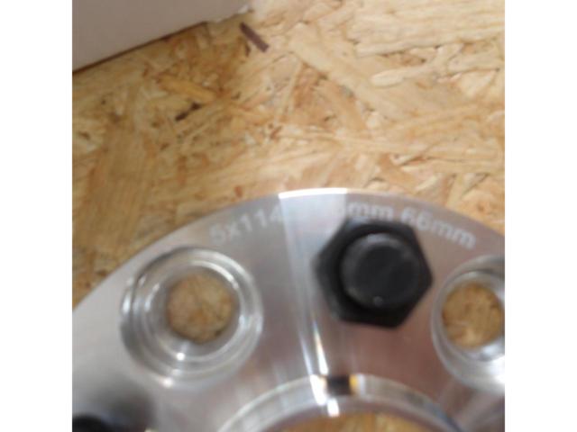メーカー不明 ワイドトレッドスペーサー 15mm M12xP1.25 PCD114.3-5H ハブ径66mm
