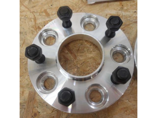 メーカー不明 ワイドトレッドスペーサー 15mm M12xP1.25 PCD114.3-5H ハブ径66mm