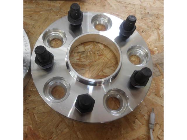 メーカー不明 ワイドトレッドスペーサー 15mm M12xP1.25 PCD114.3-5H ハブ径66mm