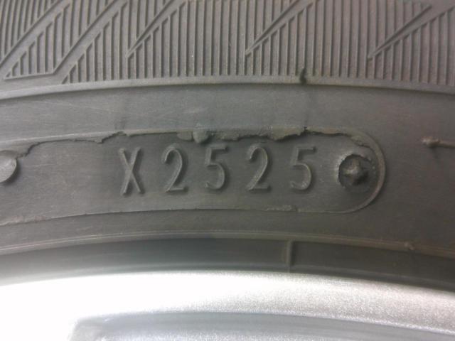 weds ravrion RS01 + GOODYEAR ICE NAVI8 155/65-14 Z10041