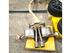 Honda genuine
FK7 / Civic genuine
Muffler