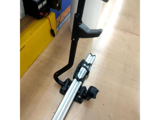 THULE サイクルキャリア 1台用(エアロバー用)