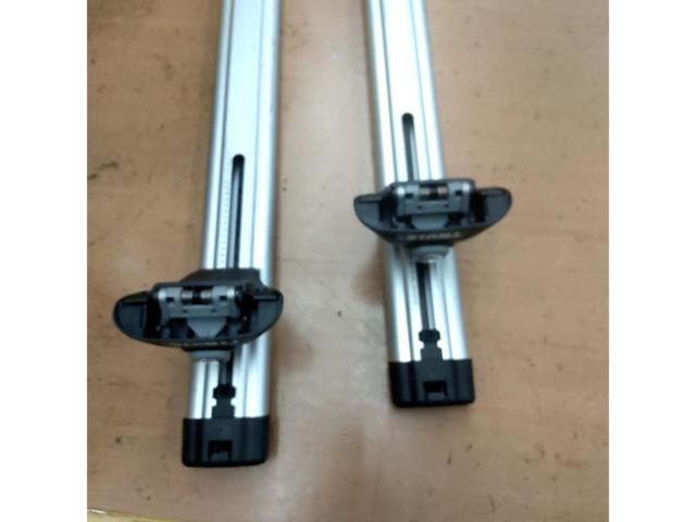 THULE ルーフキャリア スバル純正オプション品 ※レガシィ/BP5