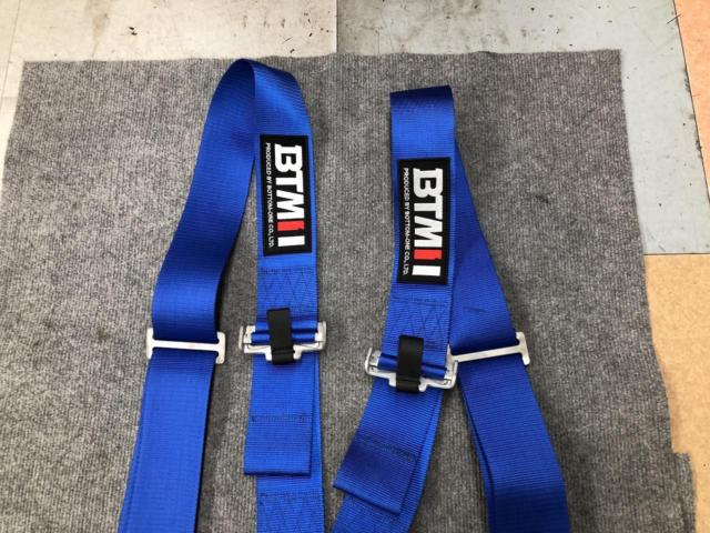 BTM 15-point seat belt