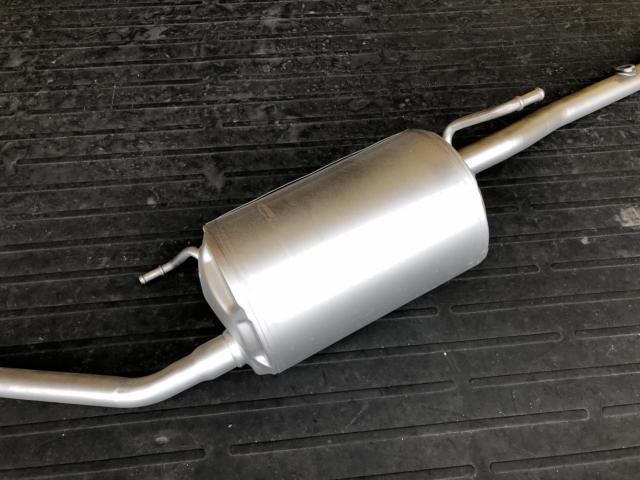 Suzuki genuine muffler for Every
DA17V
NA car]