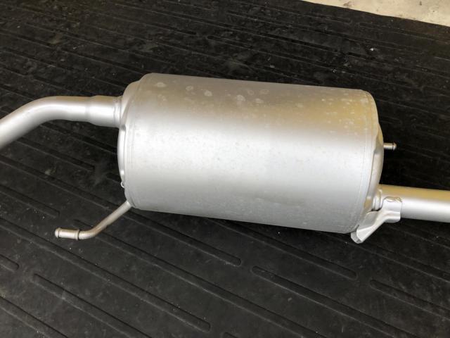 Suzuki genuine muffler for Every
DA17V
NA car]