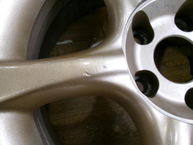 Wheels only (Nissan genuine parts)
Skyline / ER34 genuine
4 pieces set