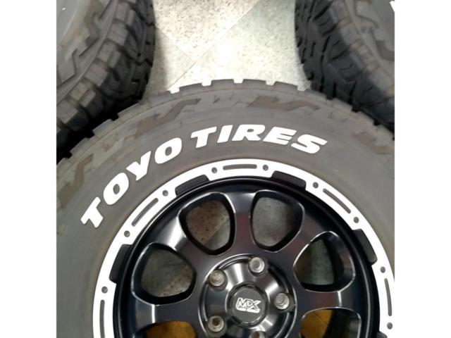 HOT
STUFF (Hot Stuff) MAD
CROSS (mud cloth)
MX
+
TOYOOPENCUNTRY
R / T
White Letter