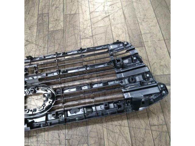 【トヨタ純正】[53101-60G71 / 53114-60310] ランドクルーザー300純正 ZX フロントグリル