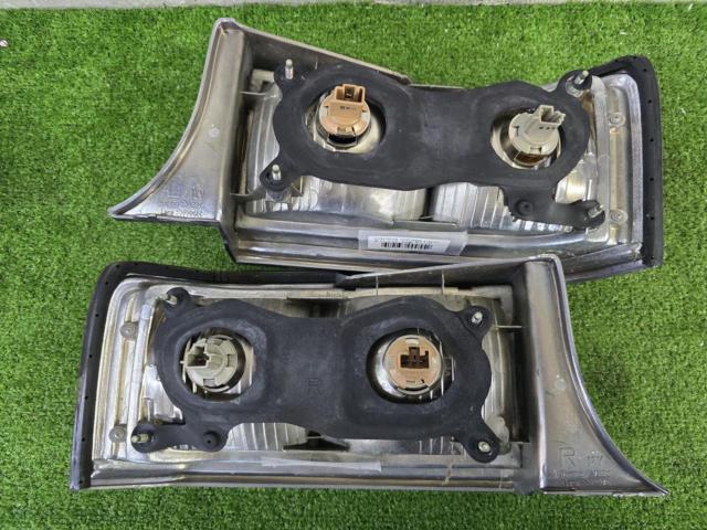 TOYOTA純正 テールレンズ