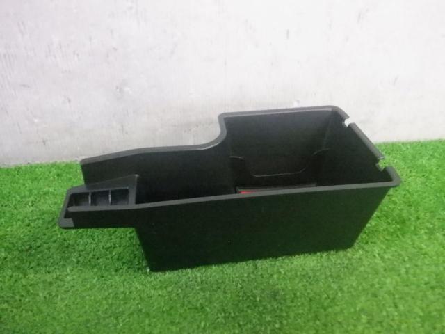 Unknown Manufacturer
Accessory case