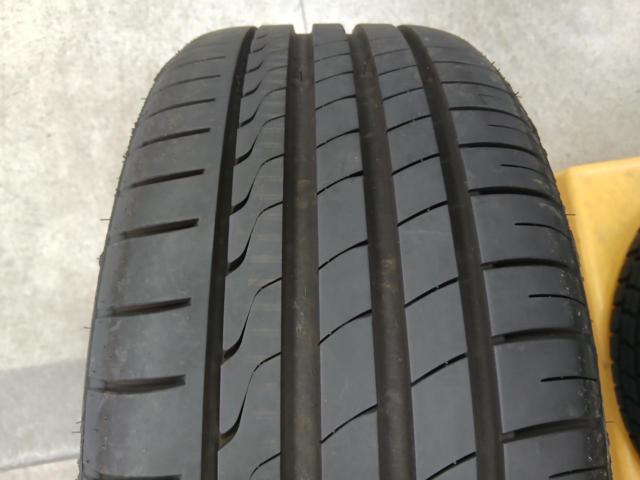 MID
RACING
R06
+
MINERVA
RADIAL
F205