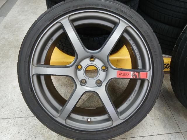 RAYS GRAM LIGHTS 57C6 + DUNLOP DIREZZA DZ102