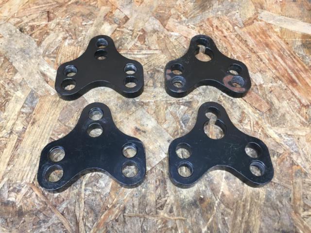 Silk Road
Front lower arm ball joint spacer/roll center adapter
(30mm)
[Prius
50-based]