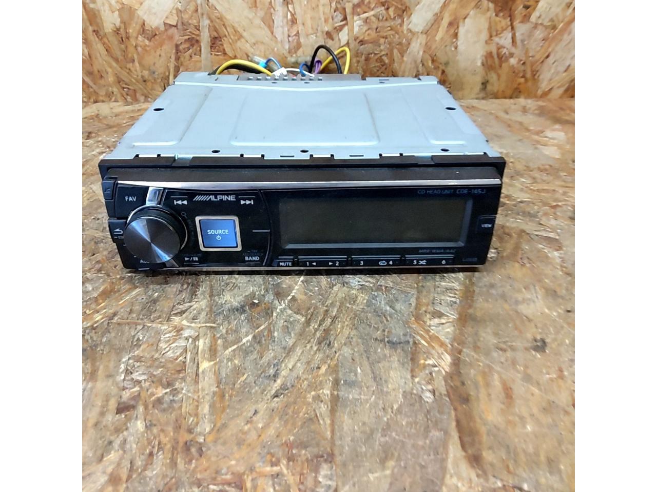 ALPINE
CDE-145J
1DINCD tuner