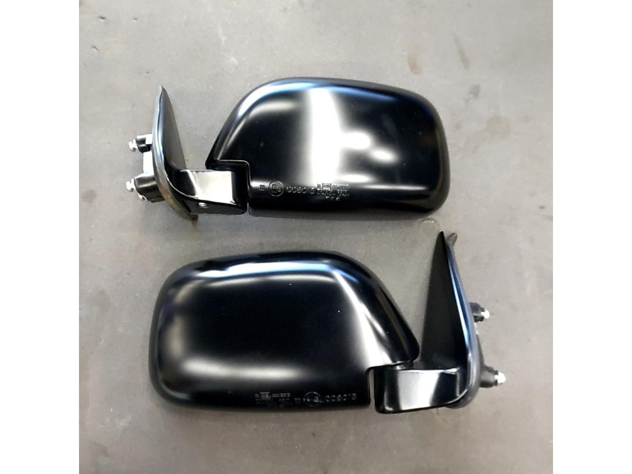 Toyota
YN80 series Hilux
Track genuine
Door mirrors (for mini trucks)