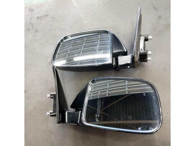 Toyota
YN80 series Hilux
Track genuine
Door mirrors (for mini trucks)