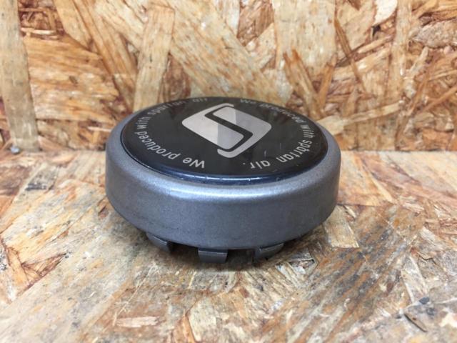 Nissan
BNR32
Skyline GT-R
Genuine center cap
※ 2 pieces set