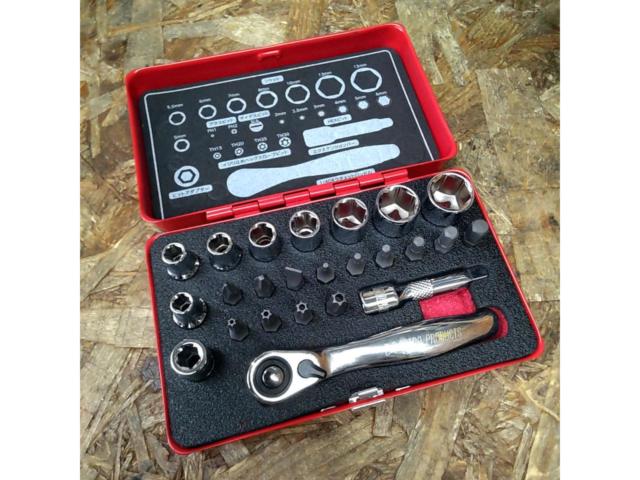 ASTRO
PRODUCTS
Mini tool set
24 piece set